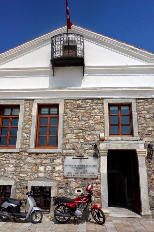 Checking-out Bodrum’s Public Library, Pun Intended