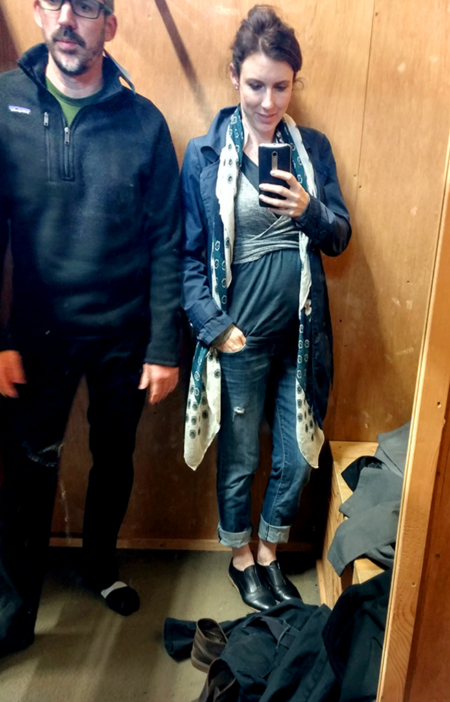 13 weeks pregnant weekend outfit