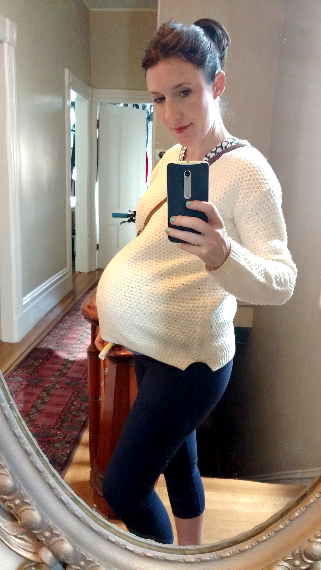 9 months pregnant outfit